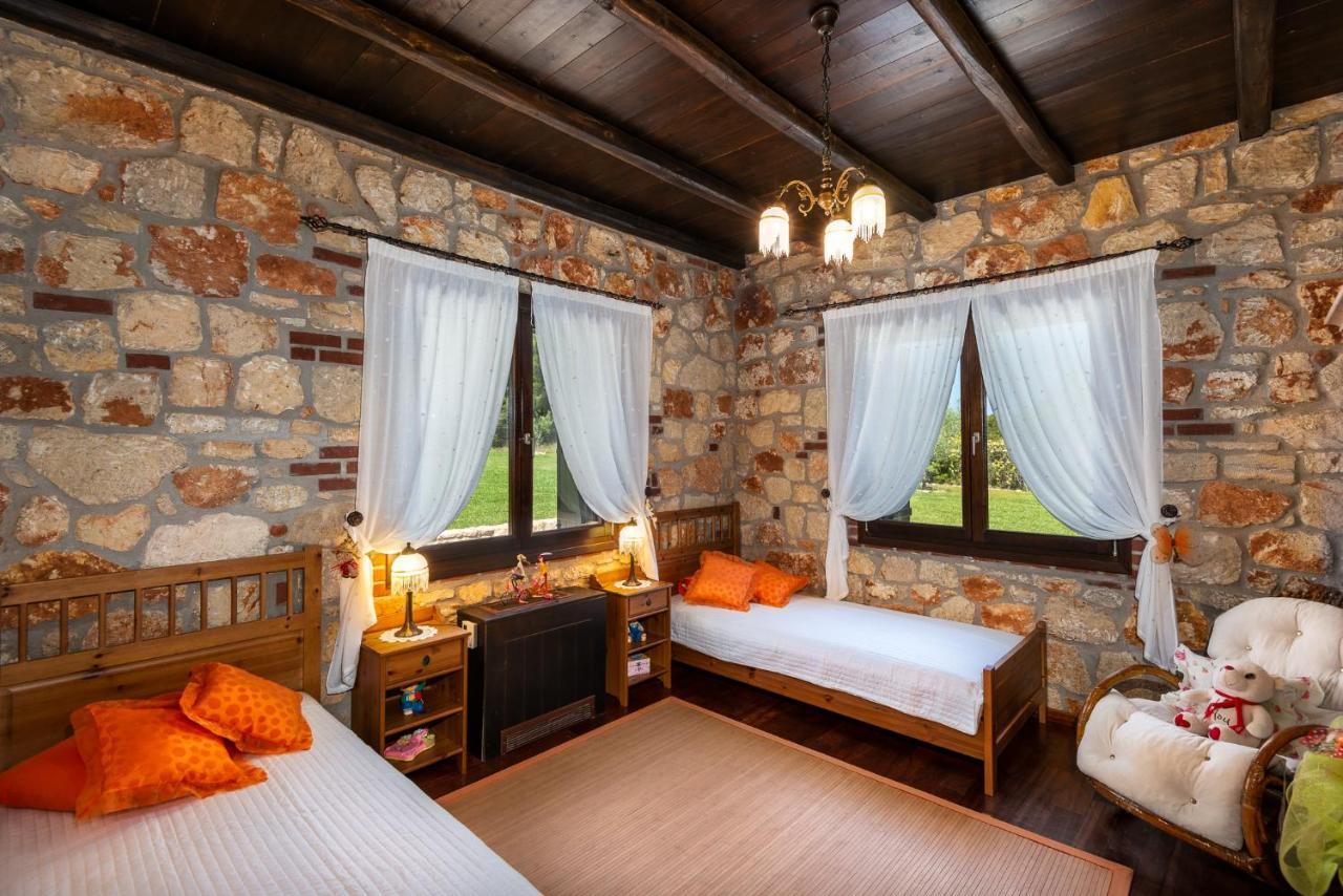Sithonian Blue Royal Villa Nikiti  Exterior foto
